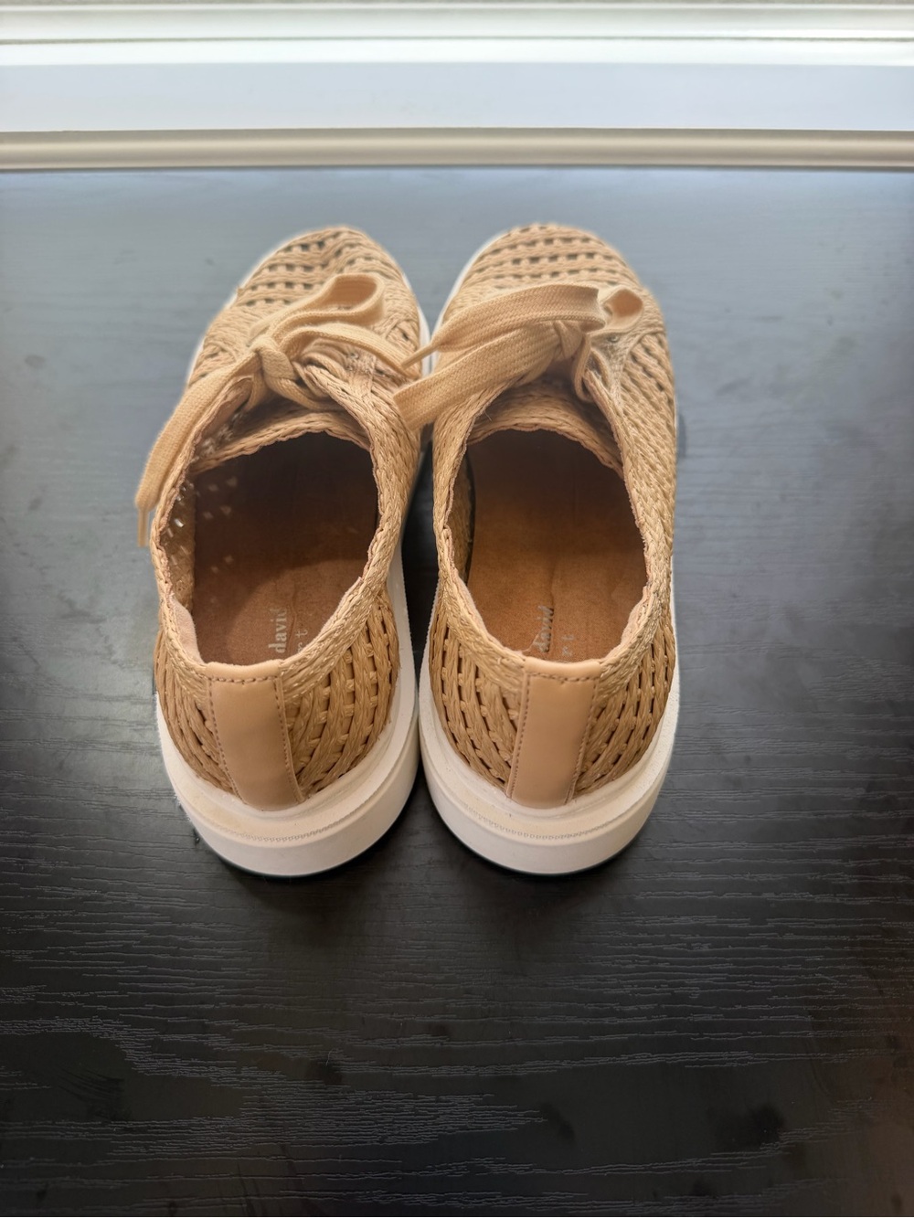 Charles David Women’s Size 8.5M Reason Raffia Platform Sneakers - Picture 3 of 7